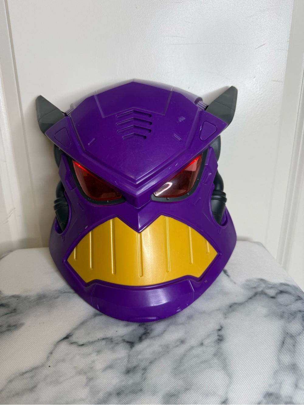 Disney Pixar Lightyear Zurg Voice Changing Mask Buzz Toy Story